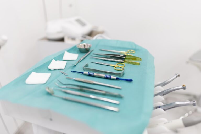 medical-equipment-dental-assistant-prep-for-dentist